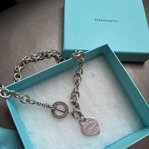 Tiffany & co return to Tiffany authentic toggle chain necklace